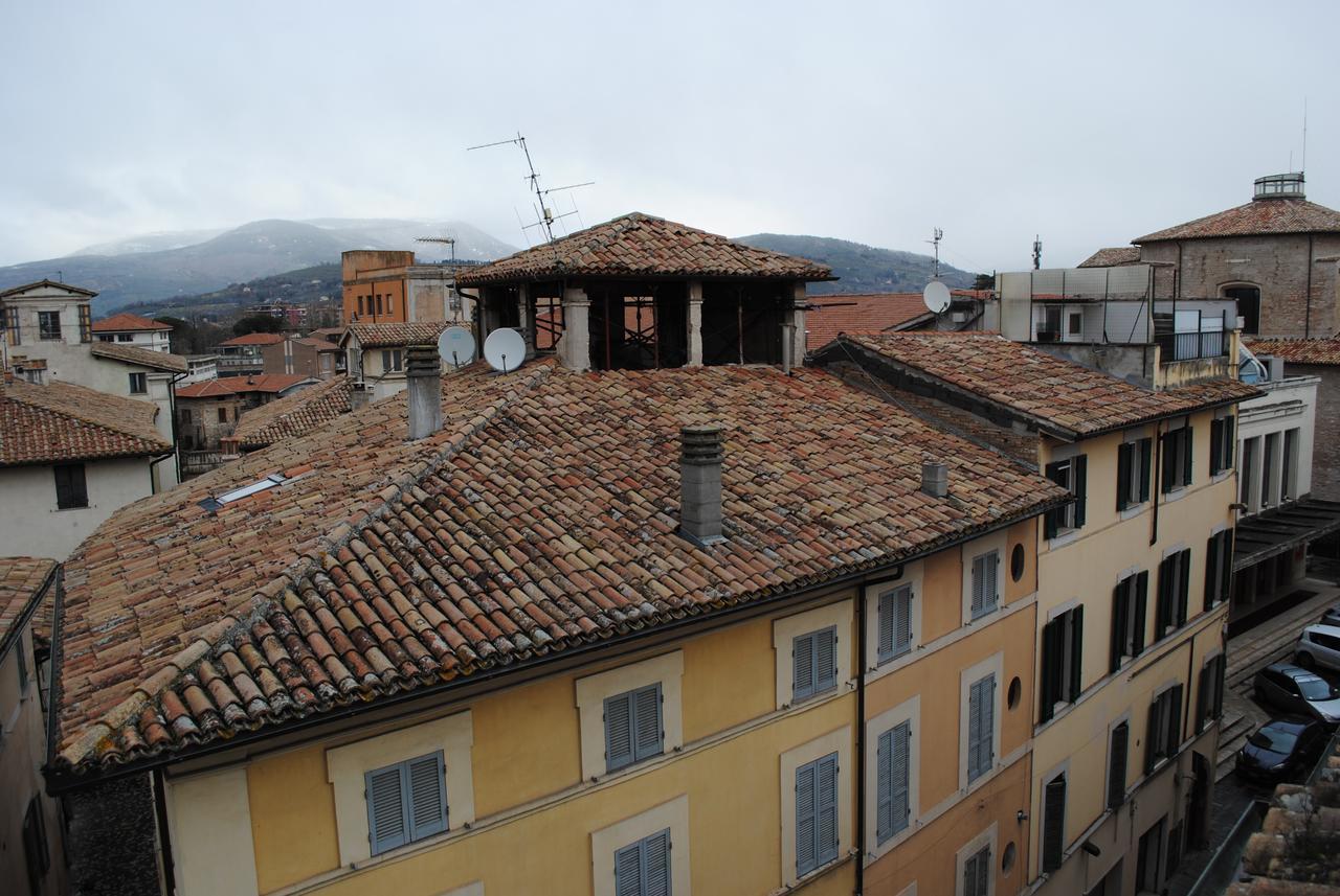 Hotel La Torretta Foligno Exterior photo
